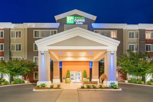 Photo 1 - Holiday Inn Express & Suites Marysville by IHG