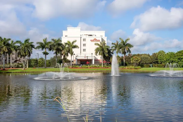 Photo 1 - Hawthorn Extended Stay by Wyndham West Palm Beach Airport