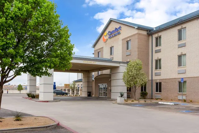 Photo 1 - Comfort Inn & Suites Amarillo East