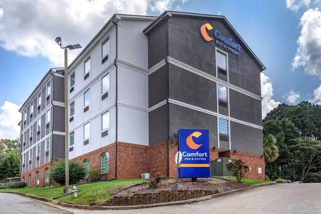 Photo 1 - Comfort Inn & Suites Villa Rica