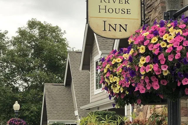 Photo 1 - River House Inn, a Baymont by Wyndham