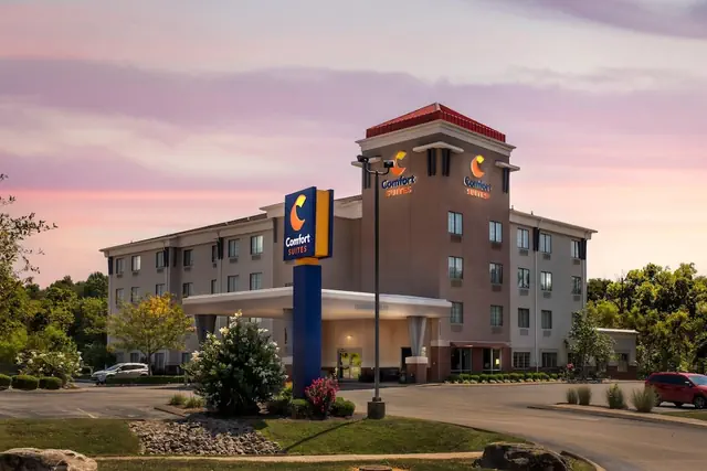 Photo 1 - Comfort Suites Elizabethtown