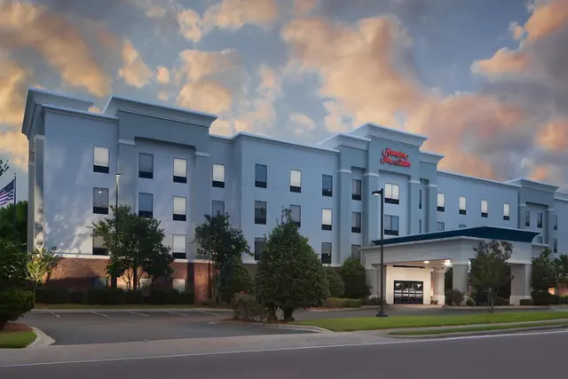 Photo 1 - Hampton Inn & Suites Natchez