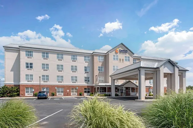 Photo 1 - Comfort Inn & Suites Dover near Speedway