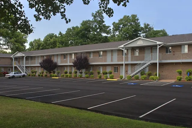 Photo 1 - Affordable Suites of America Harrisonburg