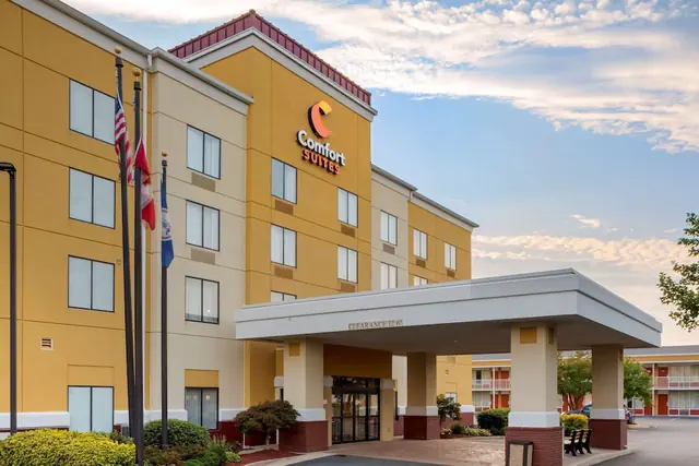 Photo 1 - Comfort Suites Fredericksburg North