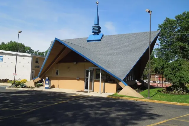 Photo 1 - Crystal Inn Neptune