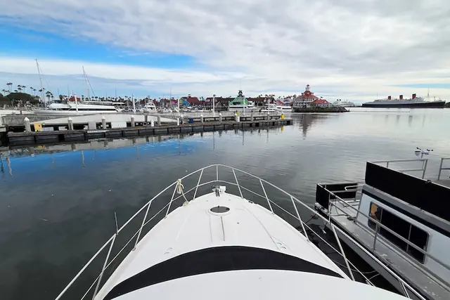 Photo 1 - Dockside Boat & Bed Long Beach