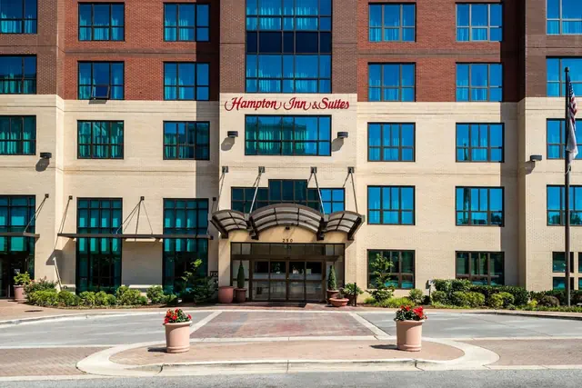 Photo 1 - Hampton Inn & Suites National Harbor - Alexandria Area