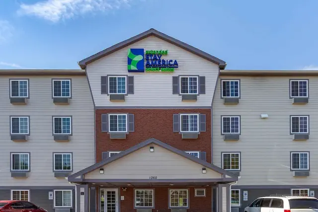 Photo 1 - Extended Stay America Select Suites - Phoenix - West
