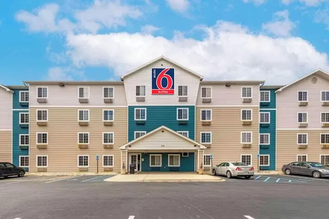 Photo 1 - Studio 6 Extended Stay Birmingham Pelham  AL