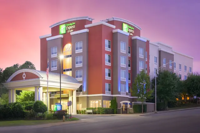 Photo 1 - Holiday Inn Express Hotel & Suites Chattanooga Downtown by IHG