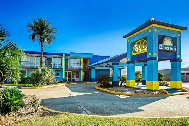 Photo 1 - Days Inn by Wyndham Lafayette Near Lafayette Airport