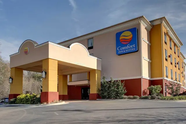 Photo 1 - Comfort Inn & Suites Clinton - Jackson West