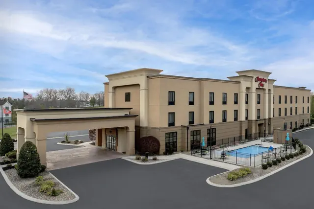 Photo 1 - Hampton Inn Crossville