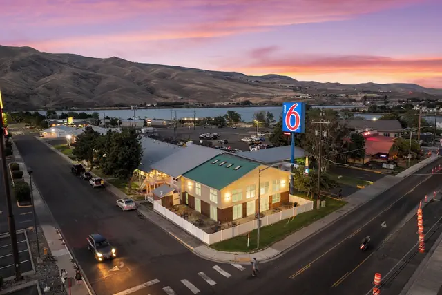 Photo 1 - Motel 6 Clarkston, WA
