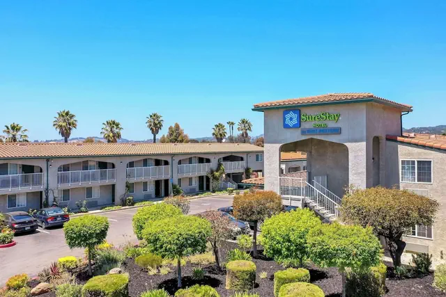 Photo 1 - SureStay Hotel by Best Western Castro Valley