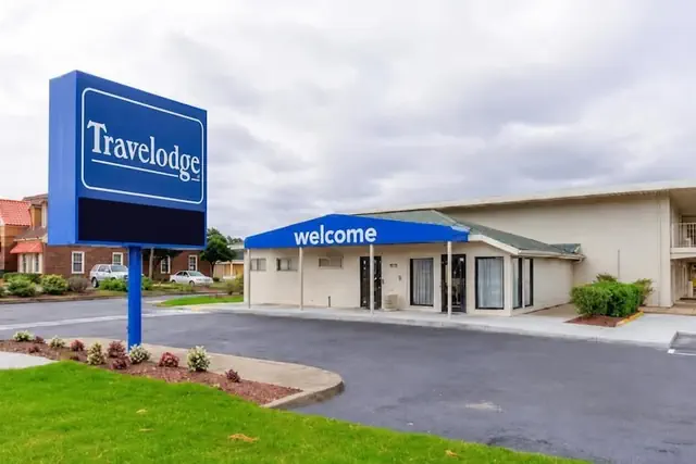 Photo 1 - Travelodge by Wyndham Norfolk Airport