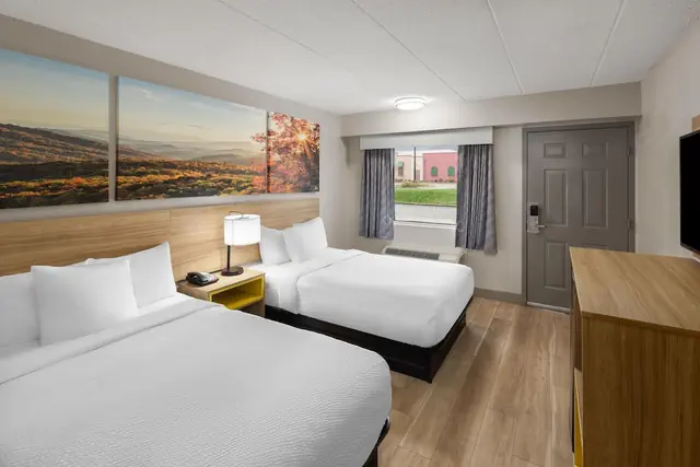 Photo 1 - Days Inn by Wyndham Charleston WV