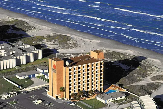 Photo 1 - Padre South Hotel On The Beach