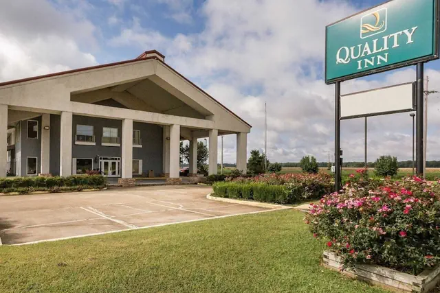 Photo 1 - Quality Inn Robinsonville