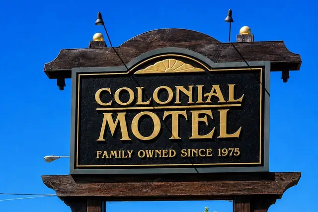 Photo 1 - Colonial Motel