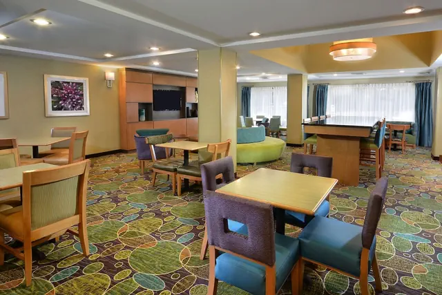Photo 1 - Holiday Inn Express Hotel & Suites High Point South by IHG