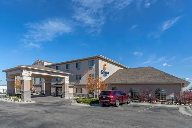 Photo 1 - Comfort Inn Evansville - Casper