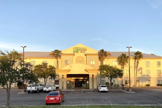 Photo 1 - Holiday Inn Express & Suites Alice by IHG