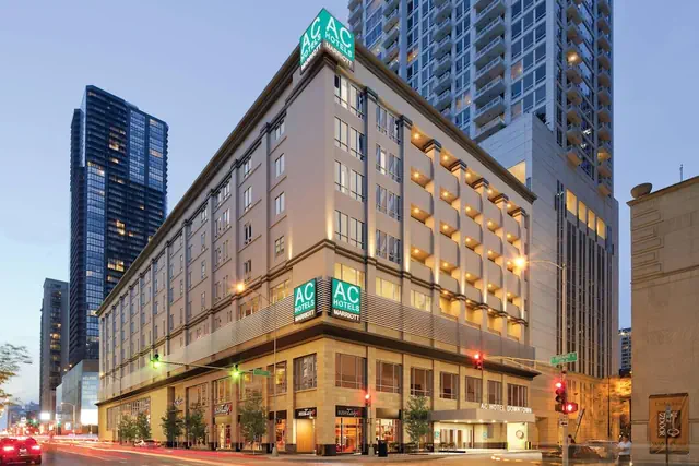 Photo 1 - AC Hotels by Marriott Chicago Downtown
