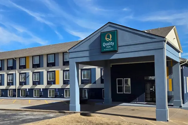 Photo 1 - Quality Inn Ponca City