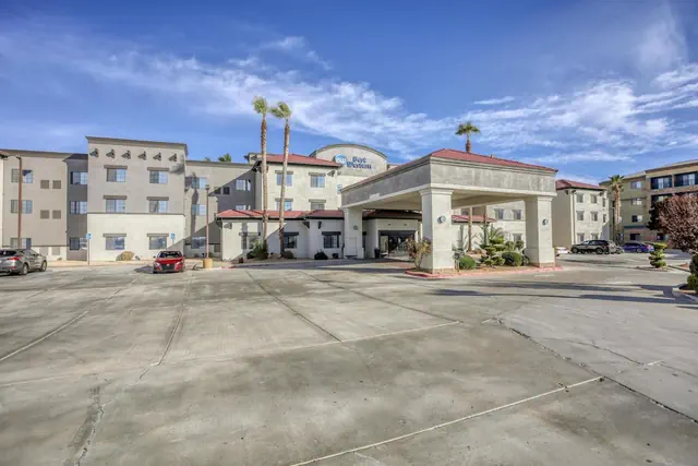 Photo 1 - Best Western Hesperia-Victorville Suites