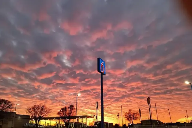 Photo 1 - Motel 6 El Reno, OK