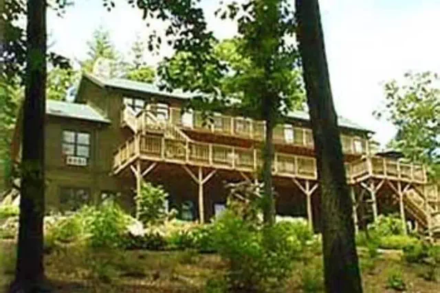 Photo 1 - Bent Creek Lodge Bed & Breakfast