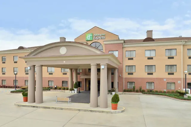Photo 1 - Holiday Inn Express Clanton by IHG