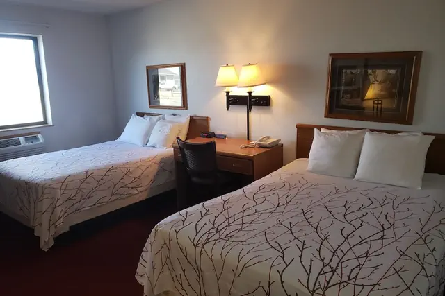 Photo 1 - Americas Best Value Inn & Suites International Falls