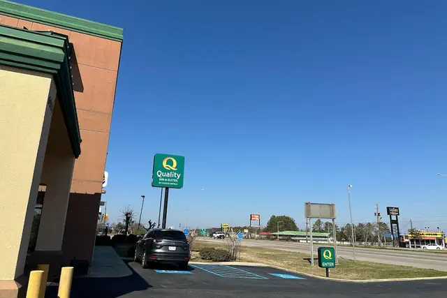 Photo 1 - Quality Inn & Suites Hattiesburg North