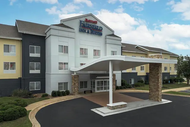 Photo 1 - Fairfield Inn & Suites by Marriott Rogers