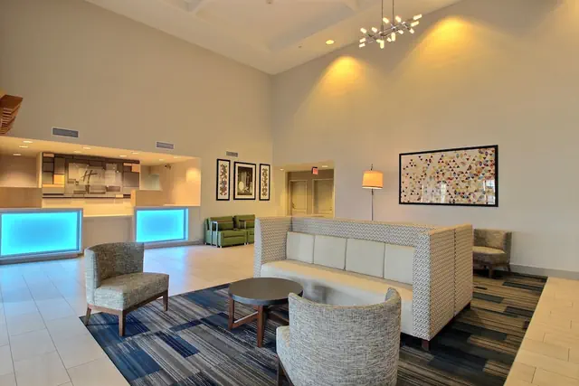Photo 1 - Holiday Inn Express Hotel & Suites Milwaukee Airport by IHG
