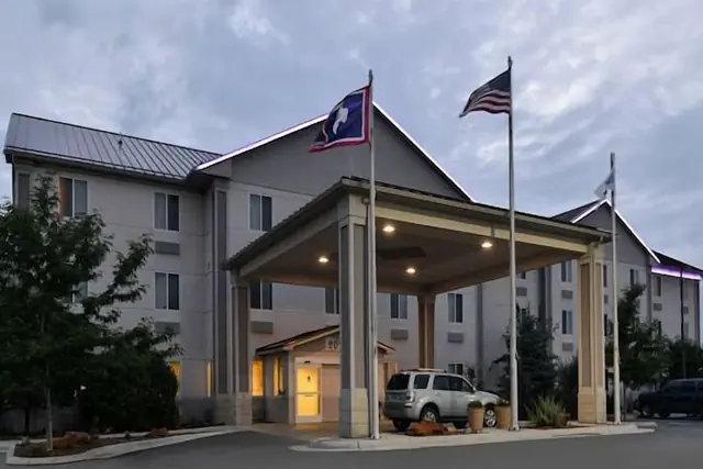 Photo 1 - Comfort Inn & Suites Riverton