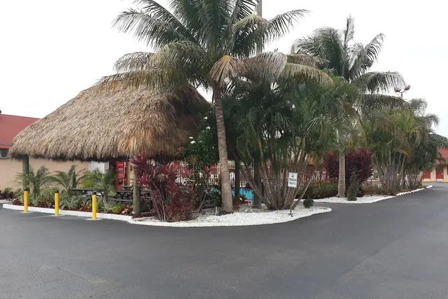 Photo 1 - Super 8 by Wyndham Florida City/Gateway to Keys/Everglades