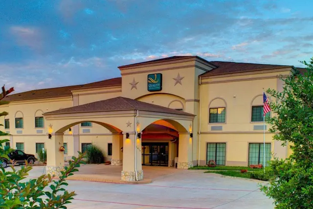 Photo 1 - Quality Inn & Suites Glen Rose