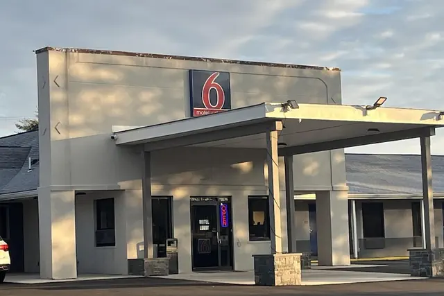Photo 1 - Motel 6 East Windsor, NJ - Hightstown