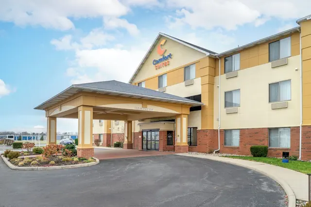 Photo 1 - Comfort Suites Findlay I-75 near Sports Complex