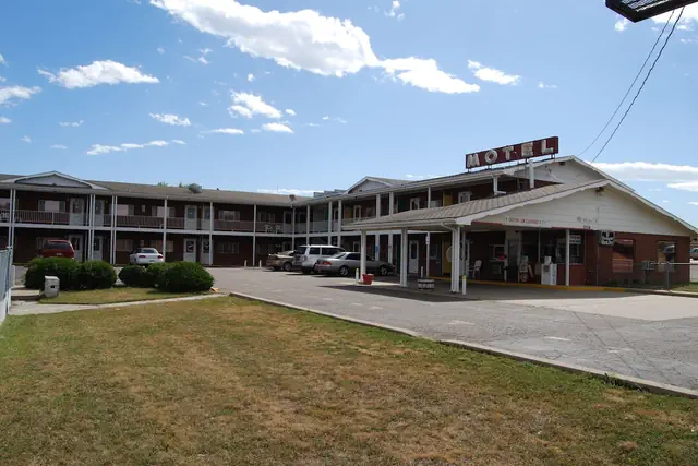 Photo 1 - Budget Host 254 Inn Loveland