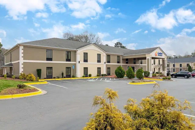 Photo 1 - Comfort Inn & Suites Griffin North