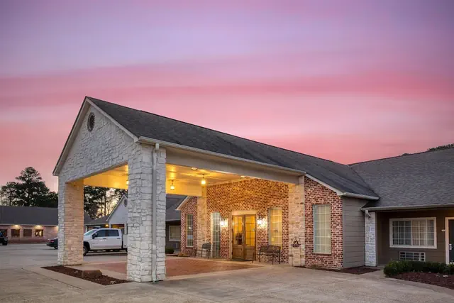 Photo 1 - SureStay Hotel By Best Western Leesville