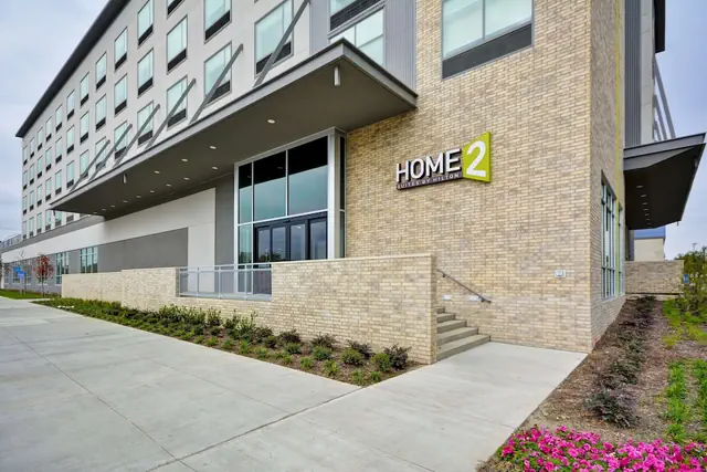 Photo 1 - Home2 Suites by Hilton Dallas Downtown at Baylor Scott & White