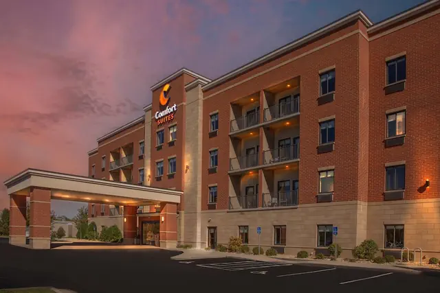 Photo 1 - Comfort Suites Florence - Cincinnati South