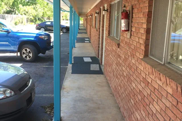Photo 1 - The Oak Motel